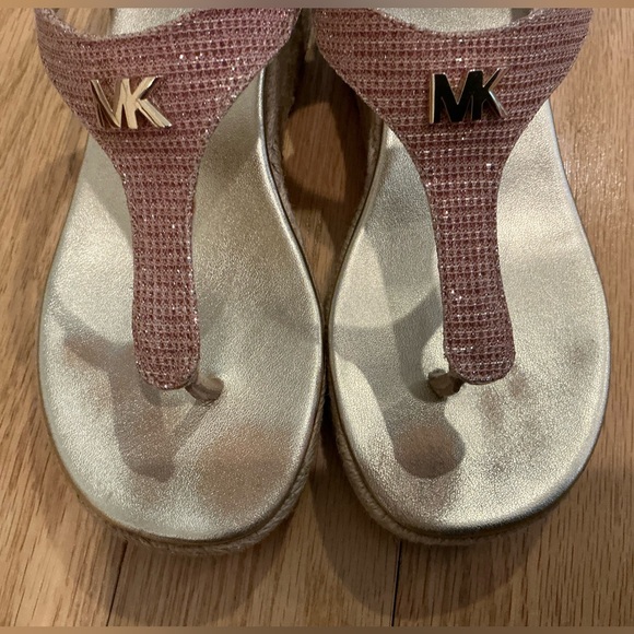 ✨Michael Kors Laney Sparkle Pink & Gold Espadrille Wedge Sandals💖 - Picture 6 of 12